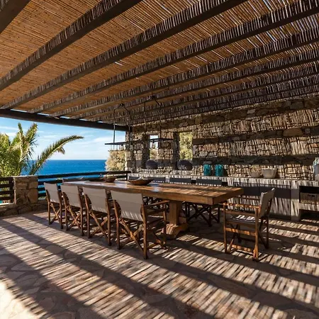 Holiday Ag. Ioannis Diakoftis 846 00, Greece *