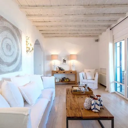 Holiday Ag. Ioannis Diakoftis 846 00, Greece